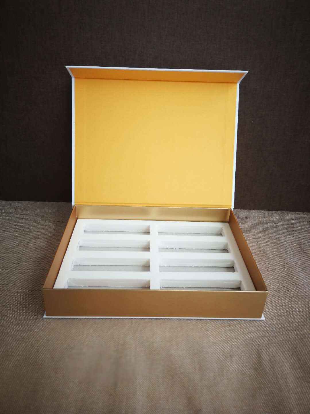 讓保健品包裝盒代替產(chǎn)品來(lái)說(shuō)話，鄭州禮盒廠家做到了